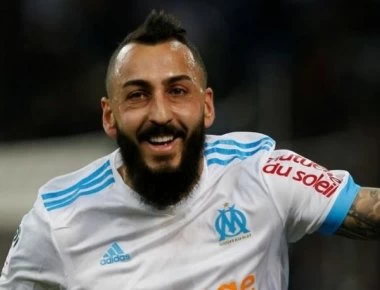 H πρώτη εμφάνιση με τα τουρκικά χρώματα: Ο Μήτρογλου ανακοινώθηκε από τη Γαλατάσαραϊ (φωτό)